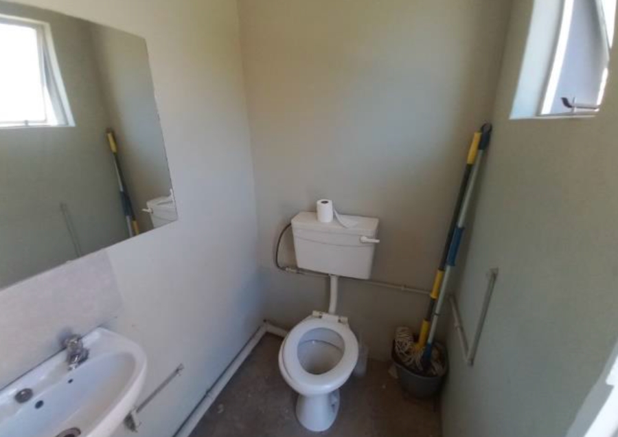 4 Bedroom Property for Sale in Bergsig Free State